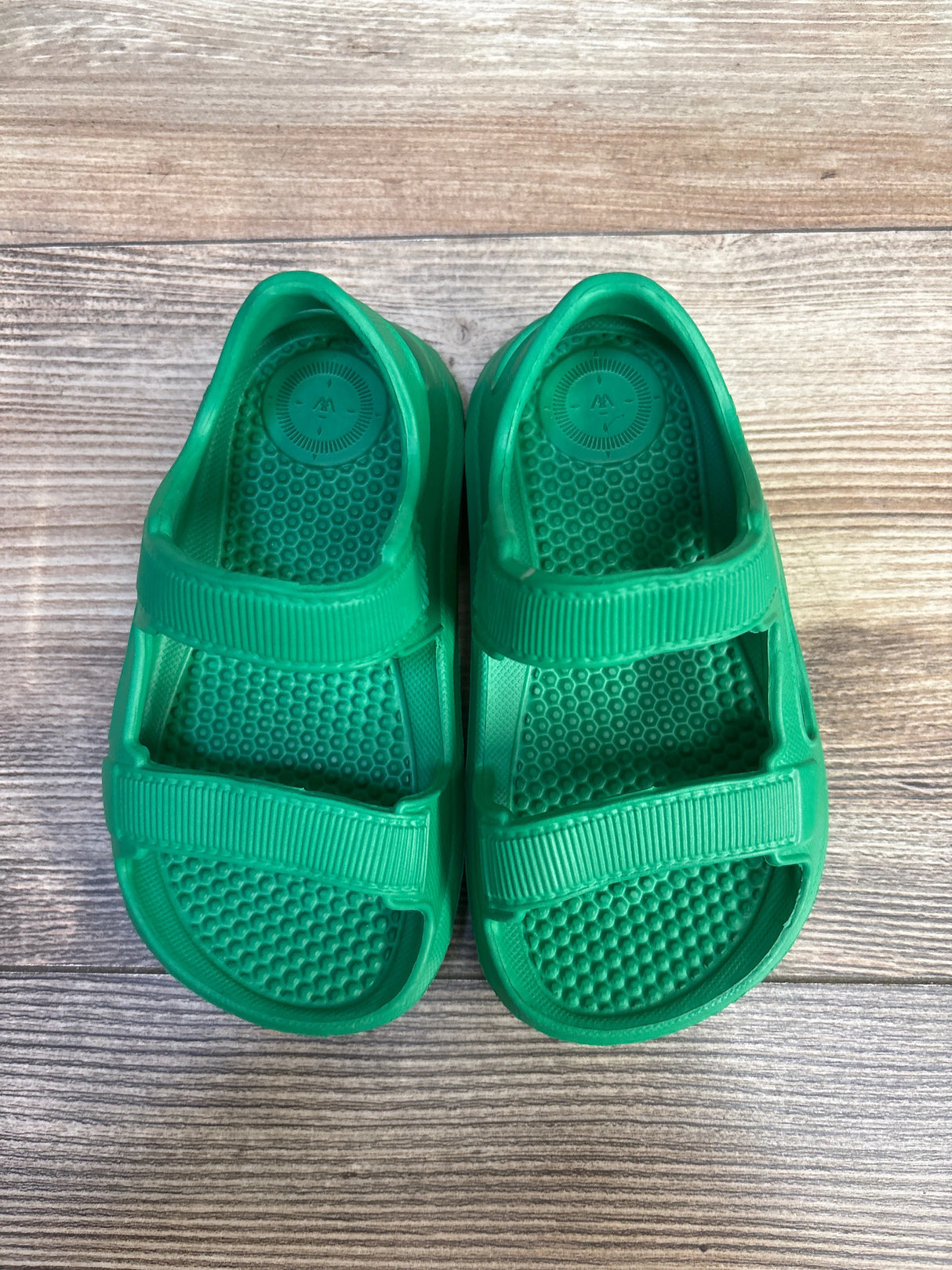 Totes Sports Sandals Green sz 7-8c
