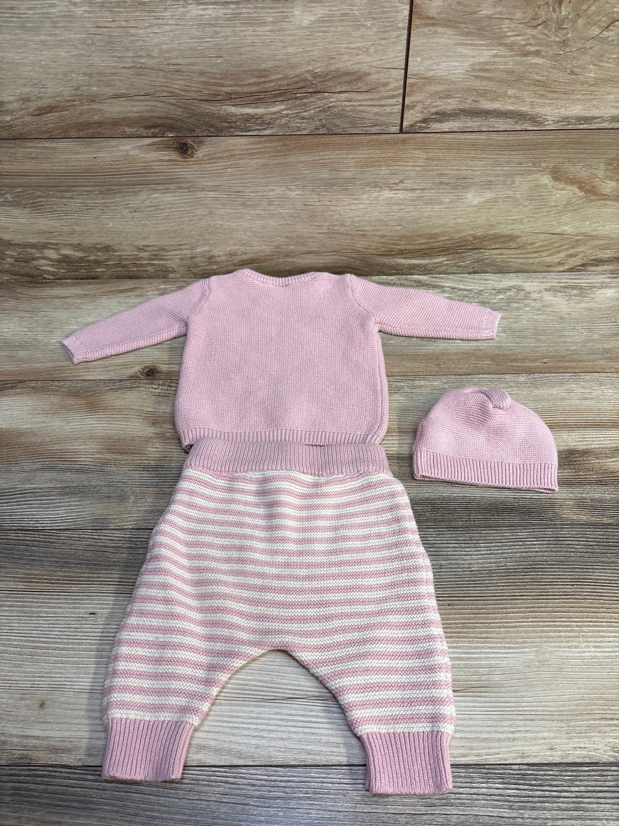 Just One You 3pc Knit Sweater, Pants, & Hat Set Pink sz 3m