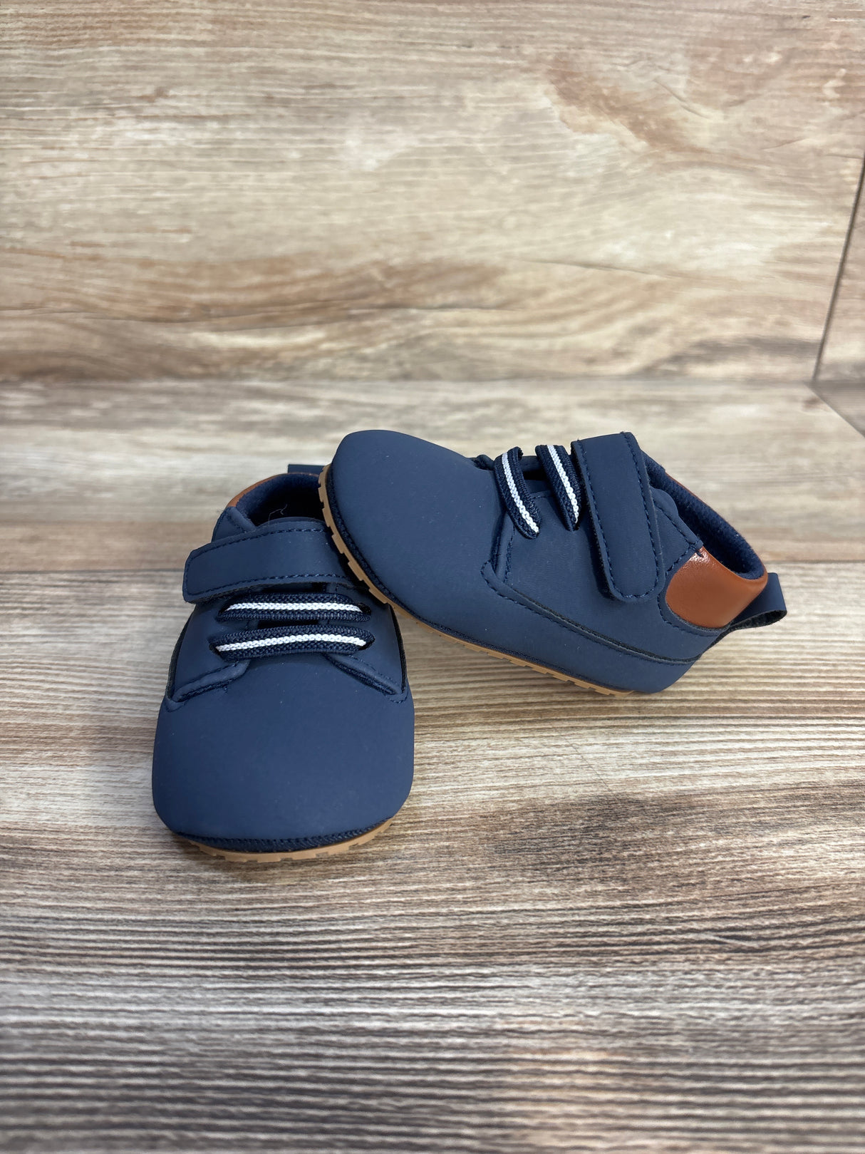 Lucky Brand Crib Shoes Navy sz 1c