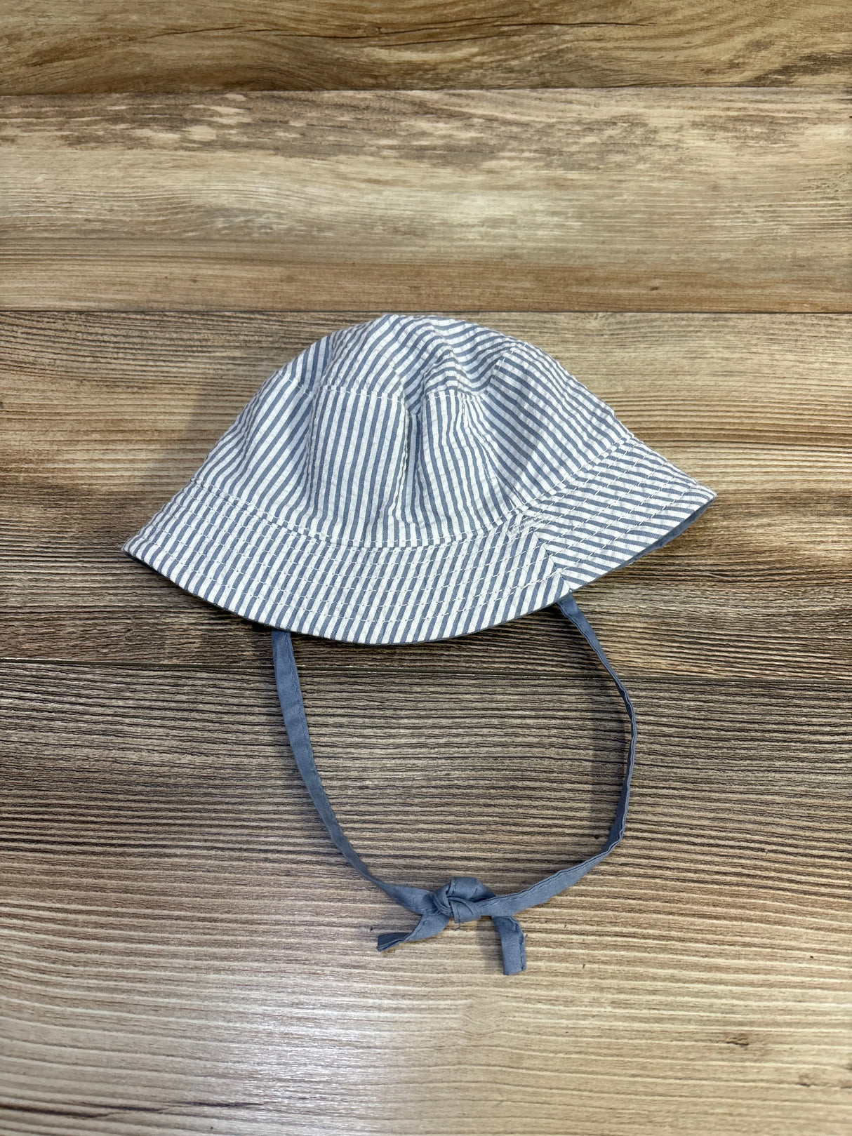 H&M Reversible Bucket Hat Blue sz Preemie/Newborn