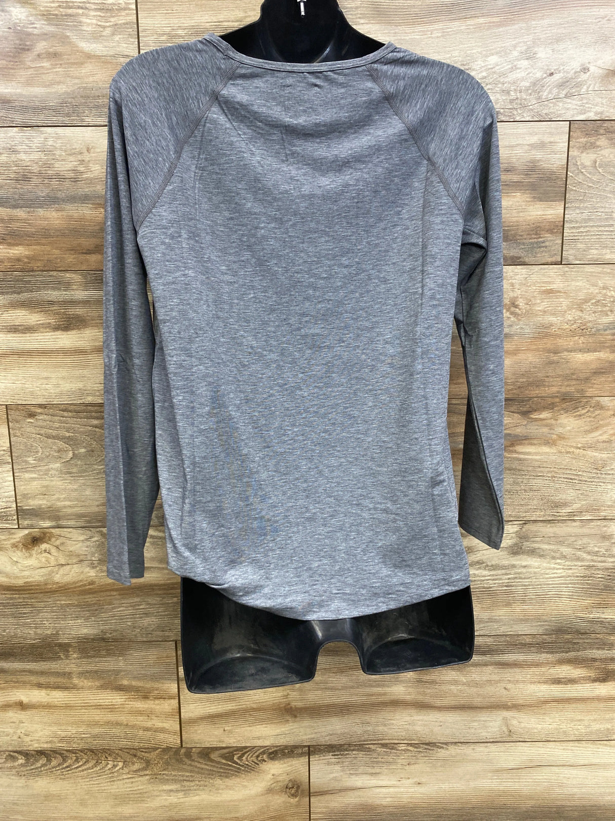 NWOT Gap Maternity Breathe Long Sleeve Shirt Grey sz Small - Me n Mommy To Be