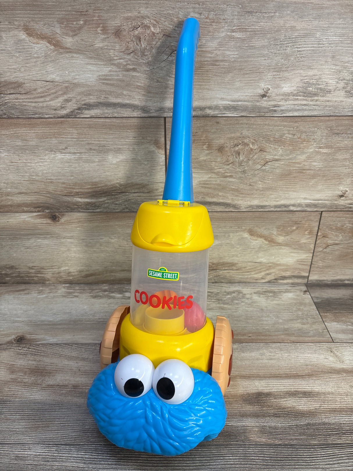 Sesame Street Nom Nom Cookie Cleanup Vacuum