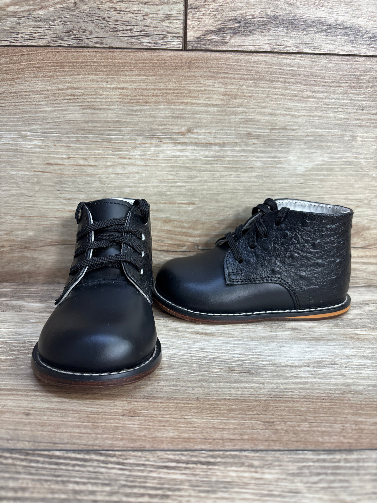 Josmo First Walker Ankle Shoes Black sz 5.5c