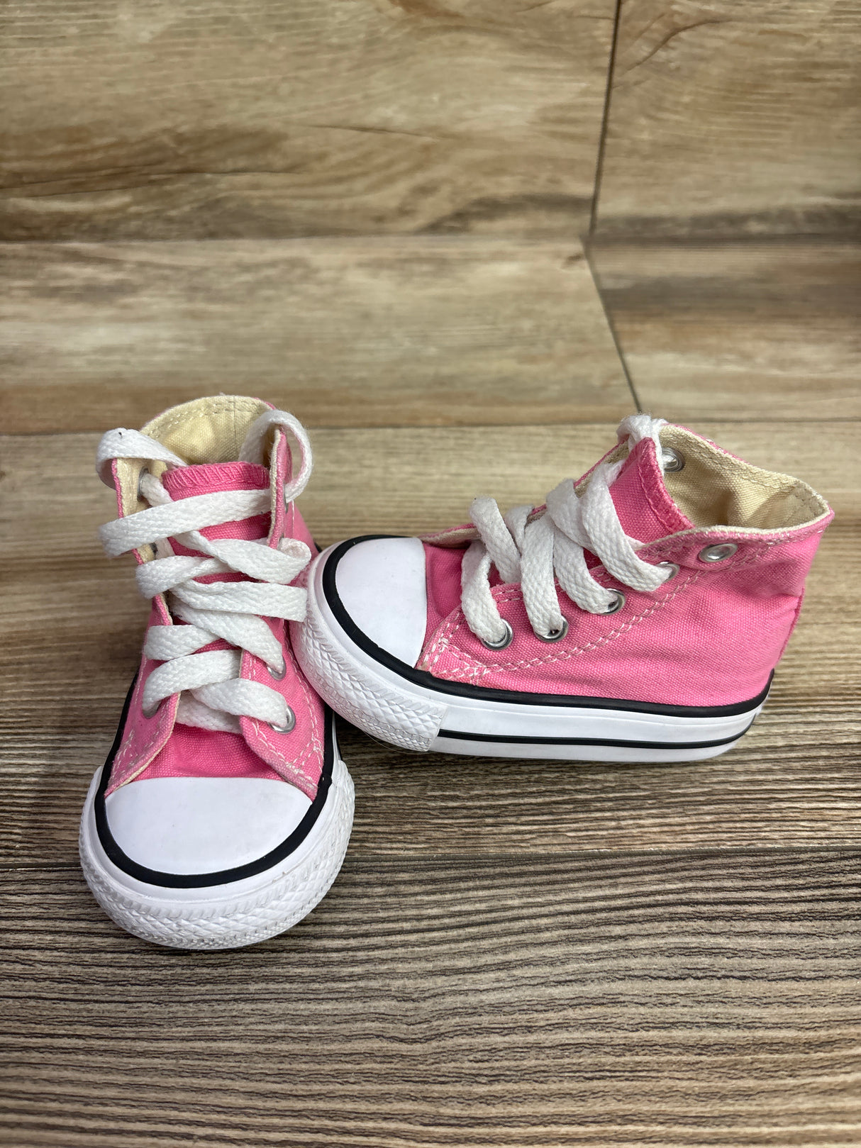 Converse Chuck Taylor All Star High Top Sneakers Pink sz 3c