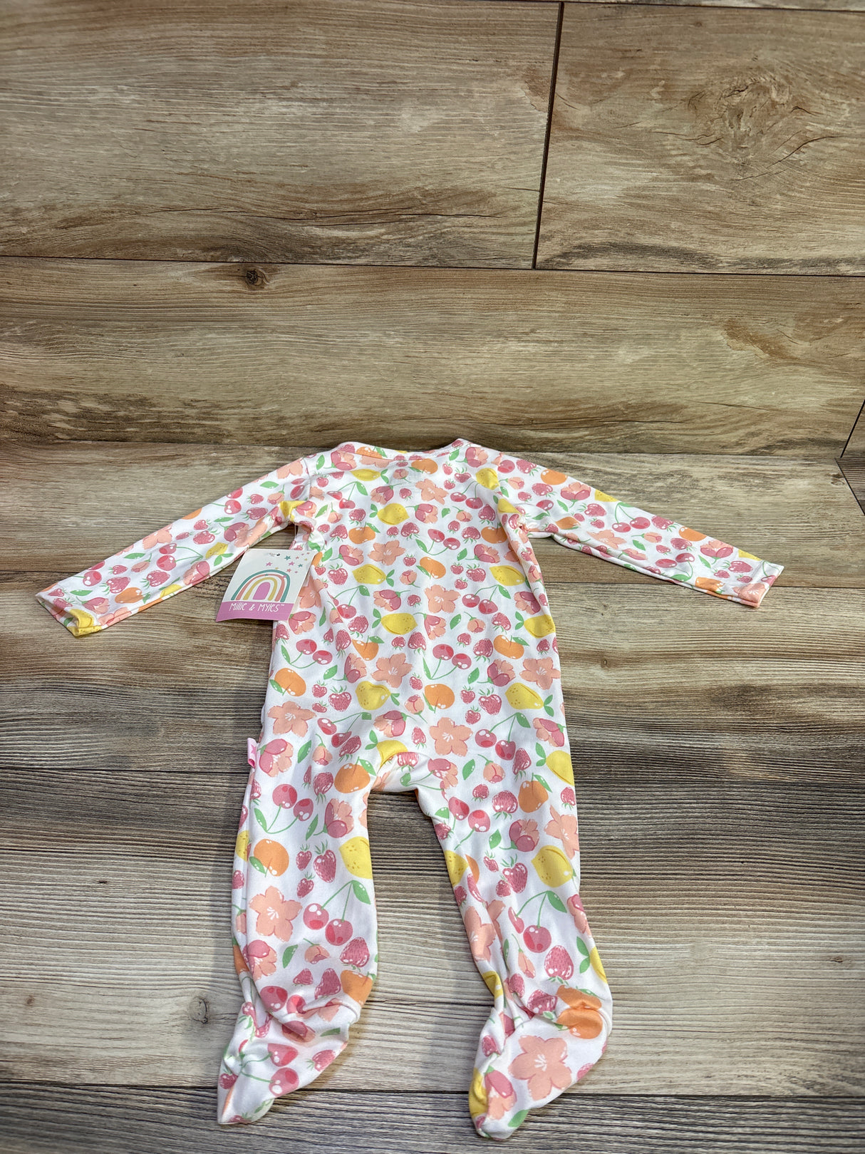 Millie & Myles Fruit Print Sleeper White sz 6-9m