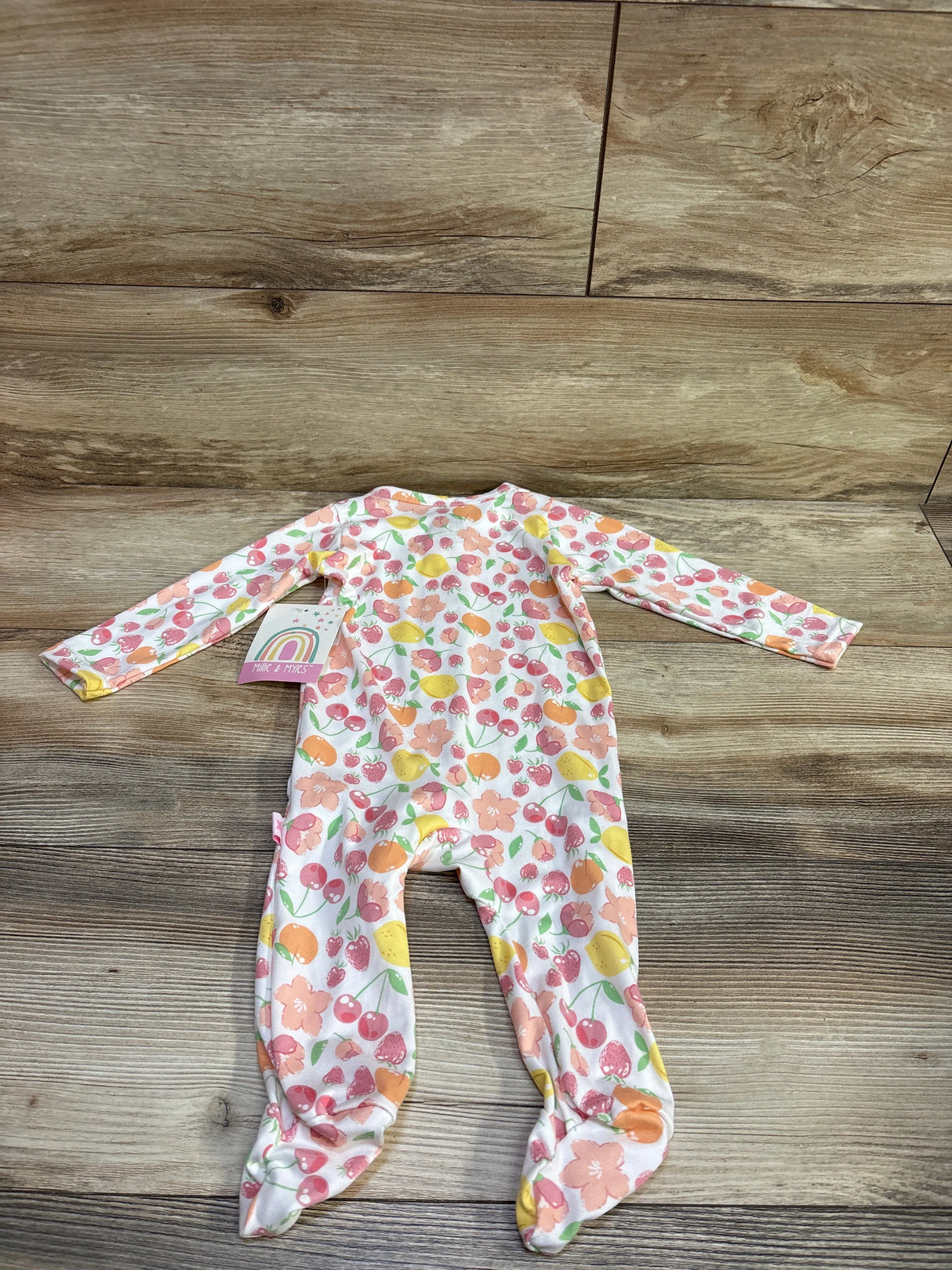 Millie & Myles Fruit Print Sleeper White sz 6-9m