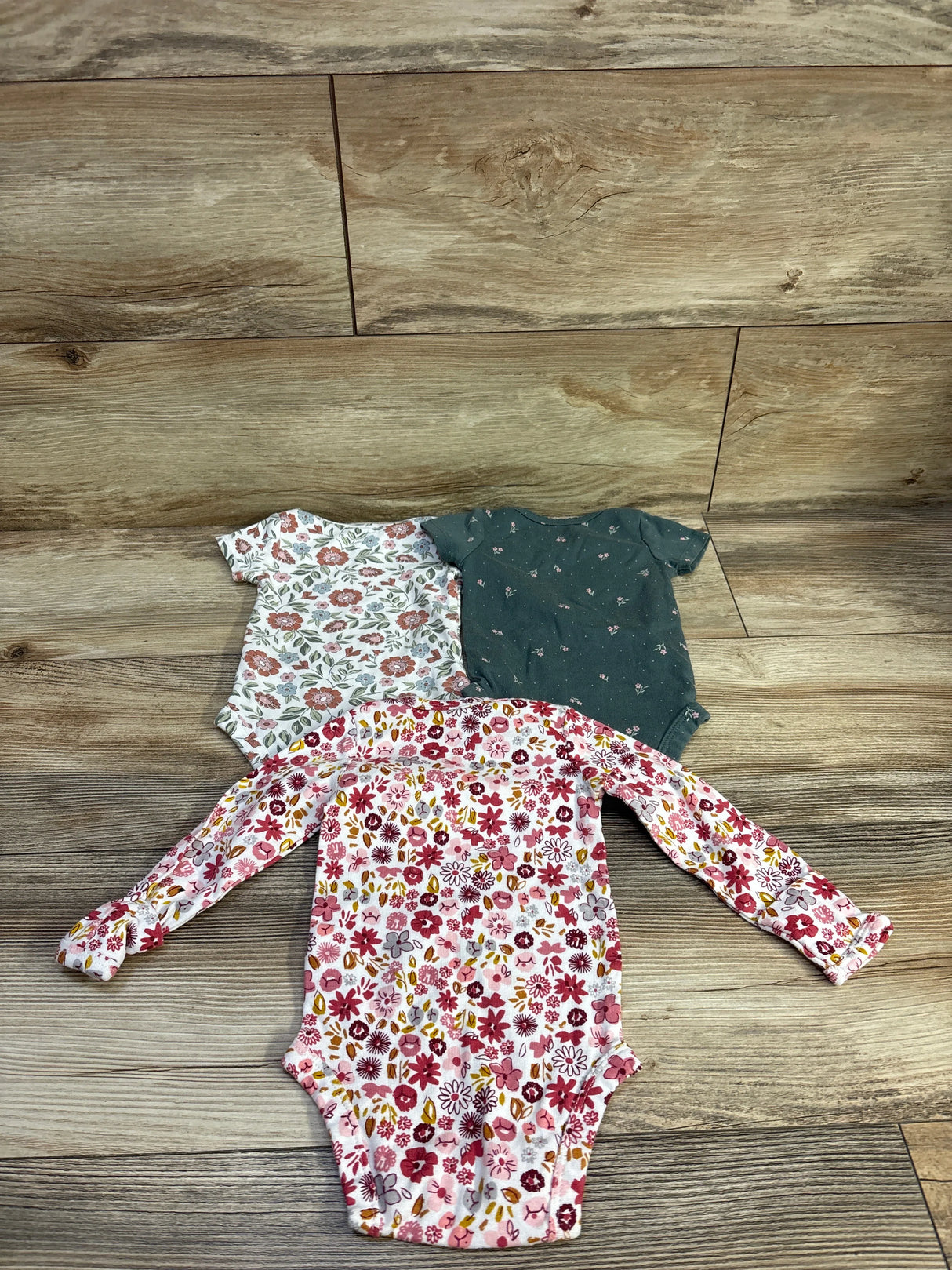 Just One You 3pk Bodysuits White sz 3m