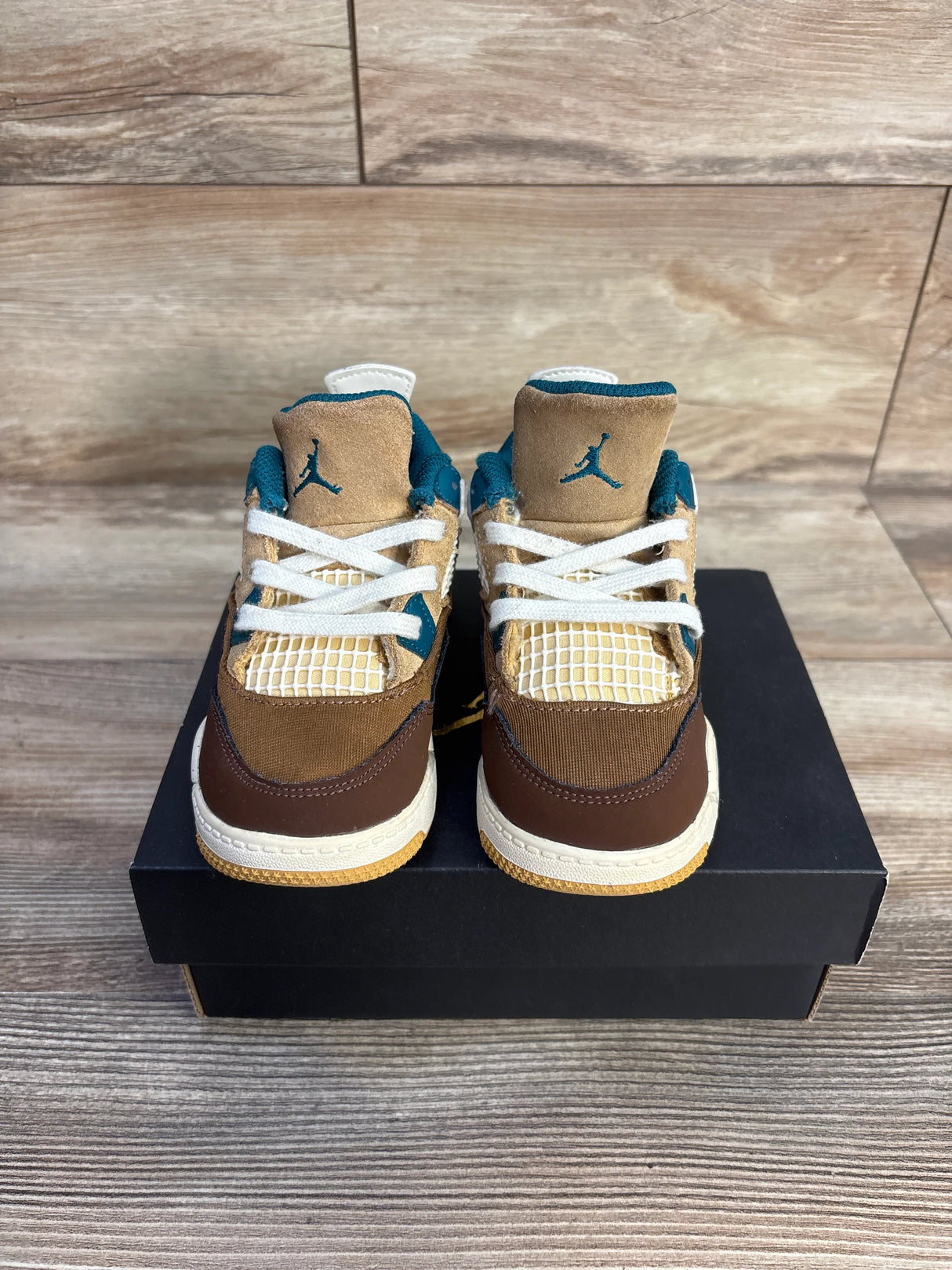 Air Jordan 4 Retro TD 'Cacao Wow' Sneakers sz 9c