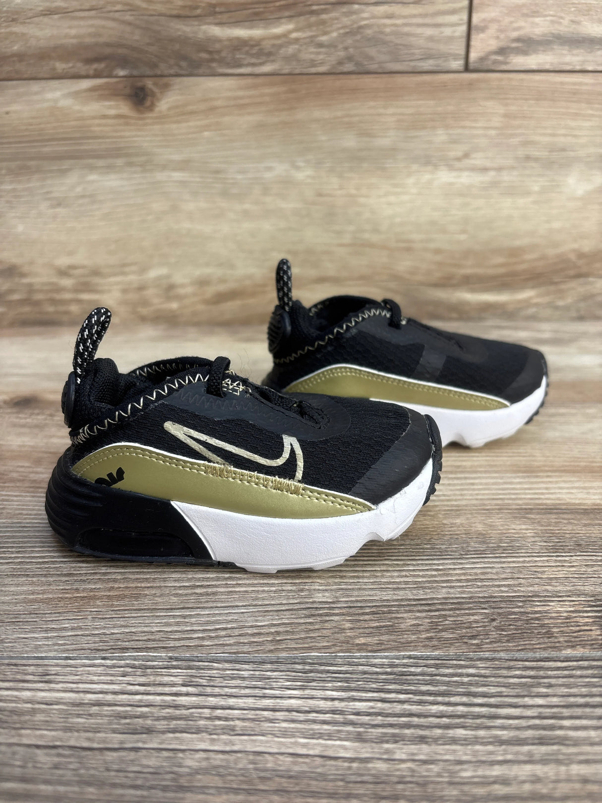 Air Max 2090 TD 'Black Metallic Gold Star' Sneakers sz 4c - Me n Mommy To Be