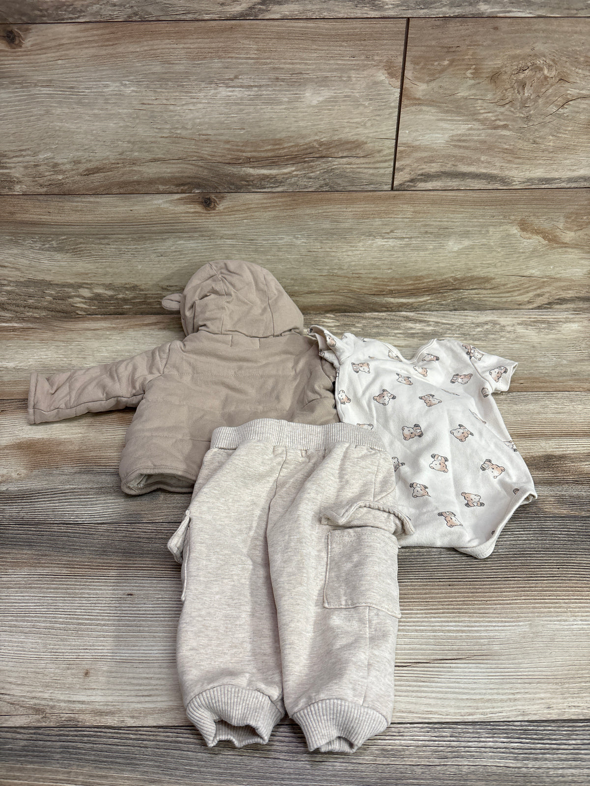 Rabbit + Bear Organic 3pc Jacket, Bodysuit, & Pants Set Tan sz 3-6m