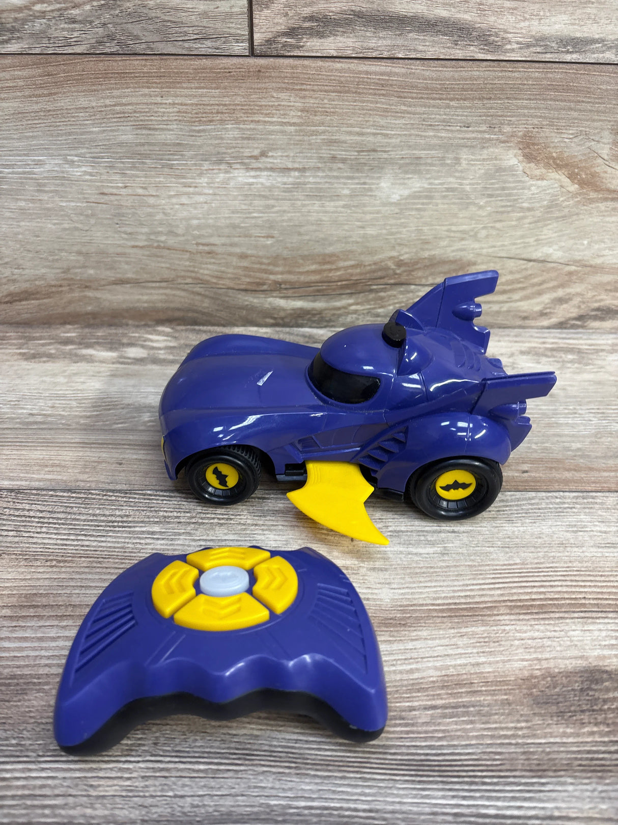 Fisher Price DC Batwheels Bam the Batmobile Transforming RC Remote Control Car