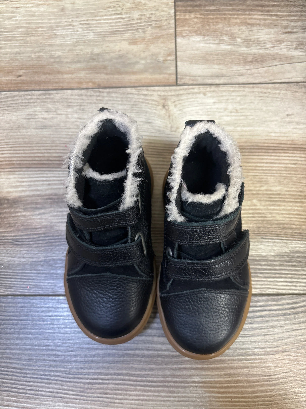 Ugg Rennon High Top Sneakers Black sz 6c