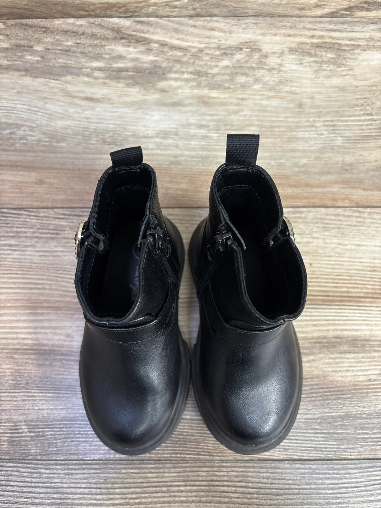 Cat & Jack Evie Lug Sole Ankle Boots Black sz 7c