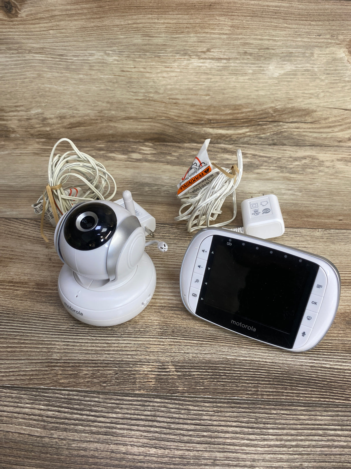 Motorola 3.5" Video Baby Monitor with Digital Zoom