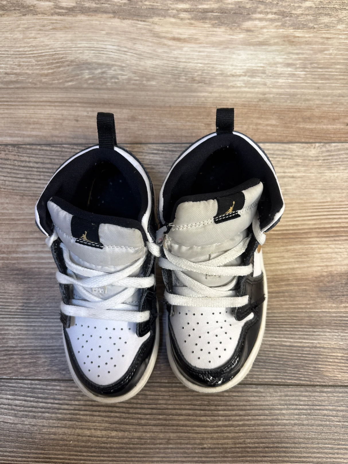 Air Jordan 1 Mid Patent SE TD 'Black Gold' Sneakers sz 9c