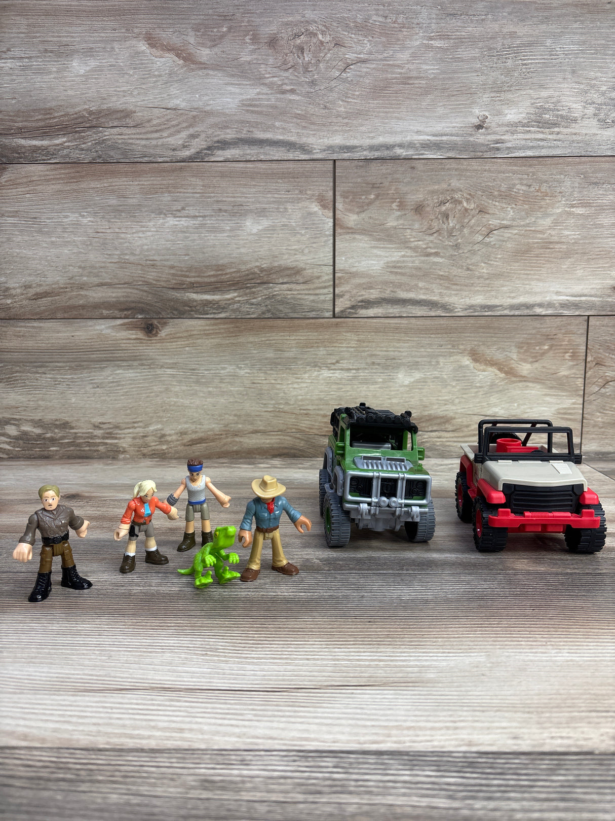 Fisher Price Imaginext Jurassic World Vehicles & Figures 7pc Set