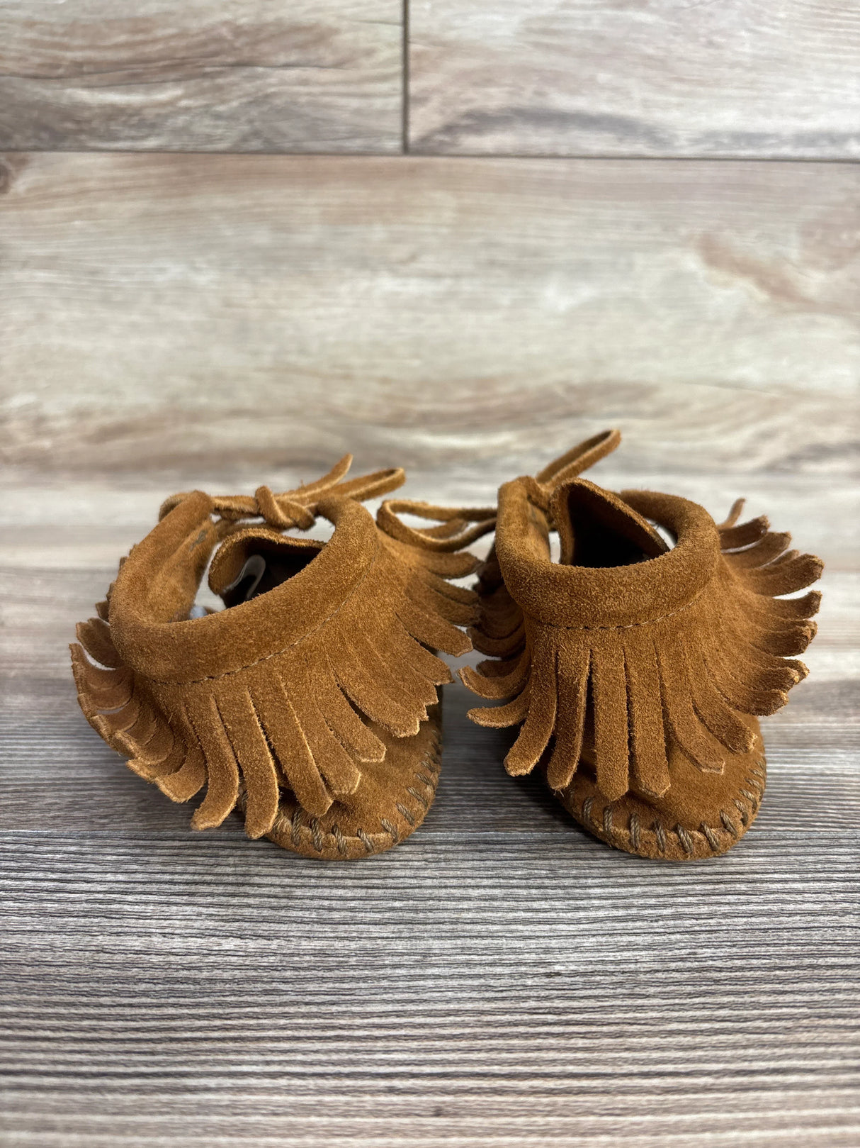 Minnetonka Alex Fringe Moccasin Shoes Brown sz 6c
