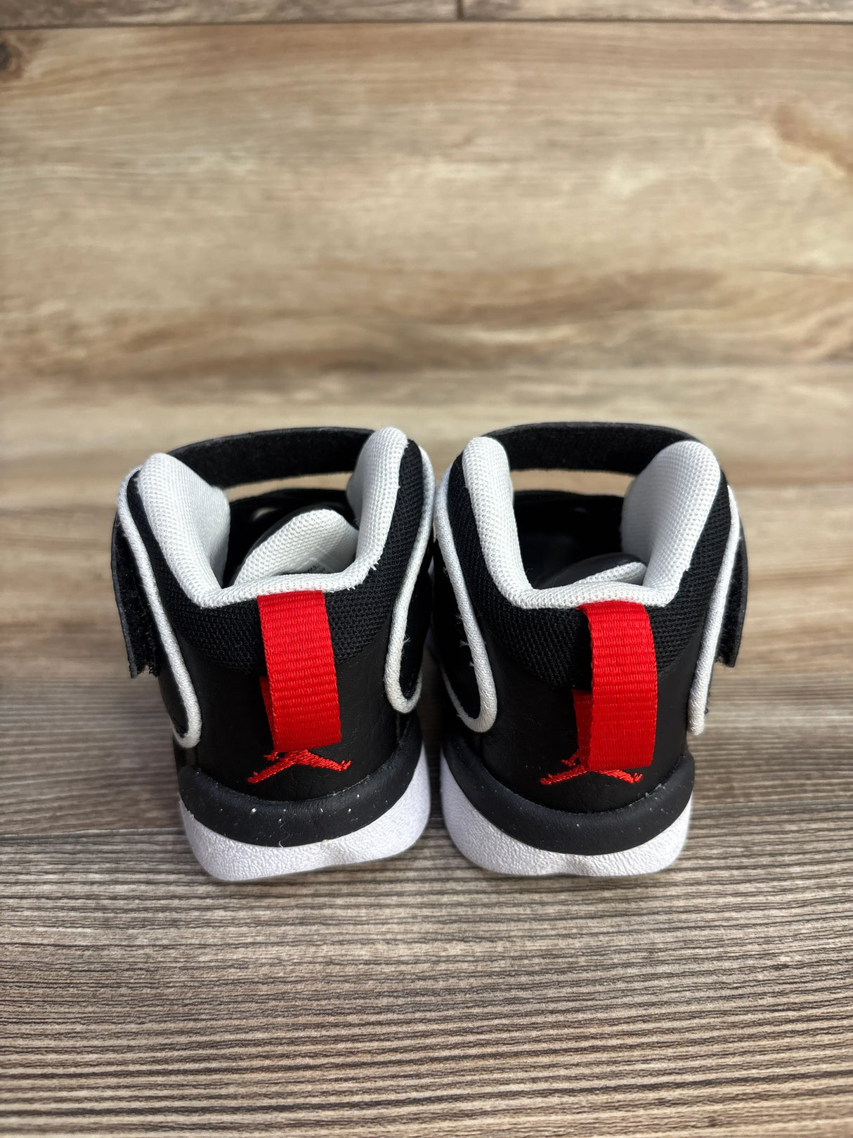 Jordan Pro Strong TD 'Black White' Sneakers sz 5.5c