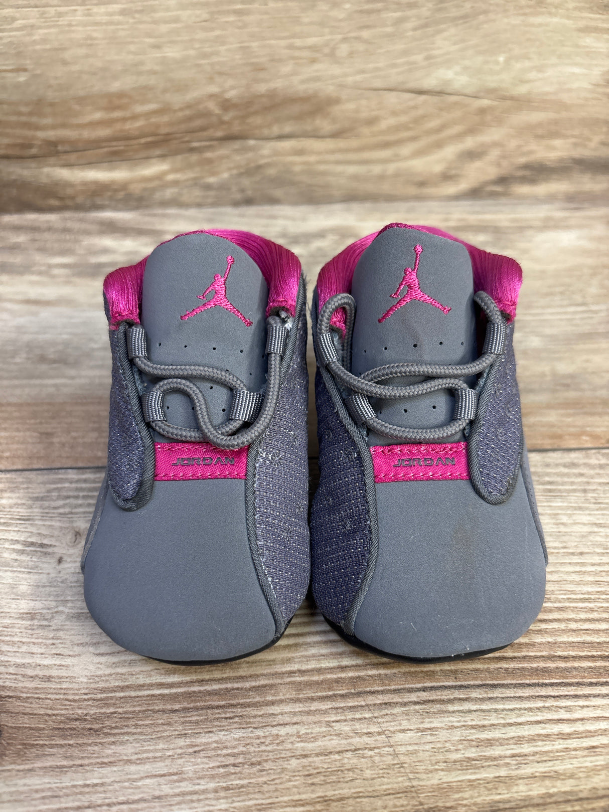 Air Jordan 13 Retro CB 'Hyper Pink' Sneakers & Hat Gift Pack Grey sz 3c