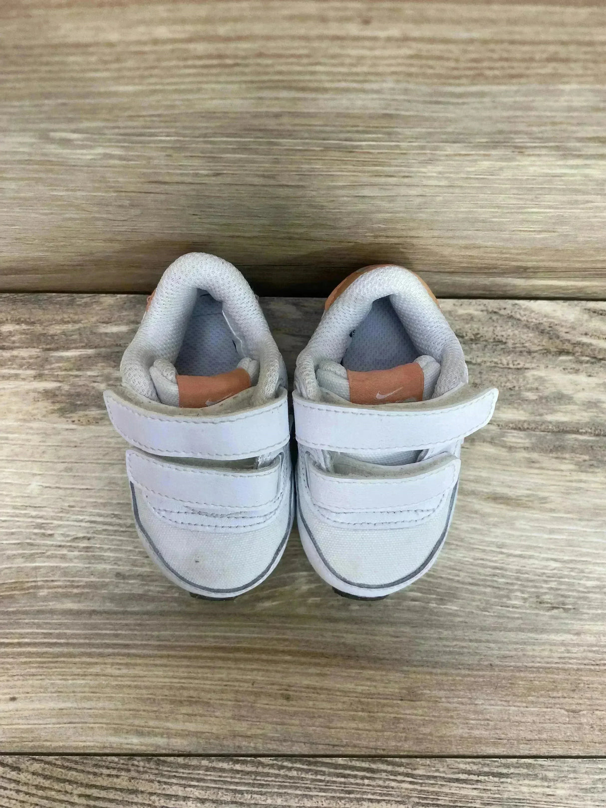 Nike MD Valiant SE Low Tops White Sneakers sz 2c - Me n Mommy To Be