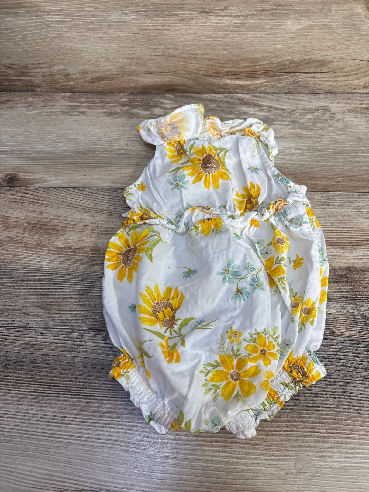 Old Navy Sleeveless Ruffle-Trim Smocked Bubble Romper Ivory sz 18-24m
