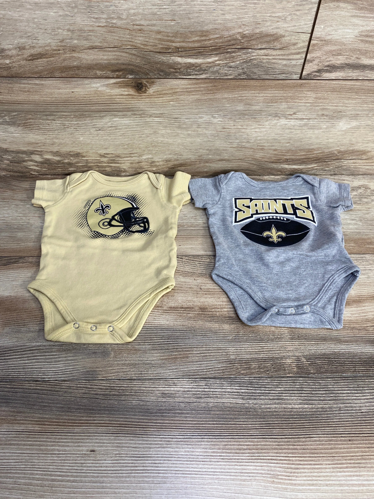 NFL 2pk Saints Bodysuits Gray sz 0-3m - Me n Mommy To Be