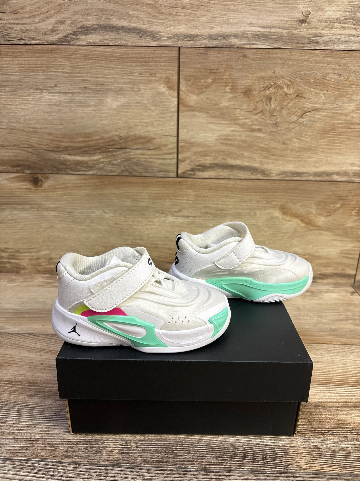 Air Jordan Luka 3 TD 'Photo Finish' Sneakers sz 7c