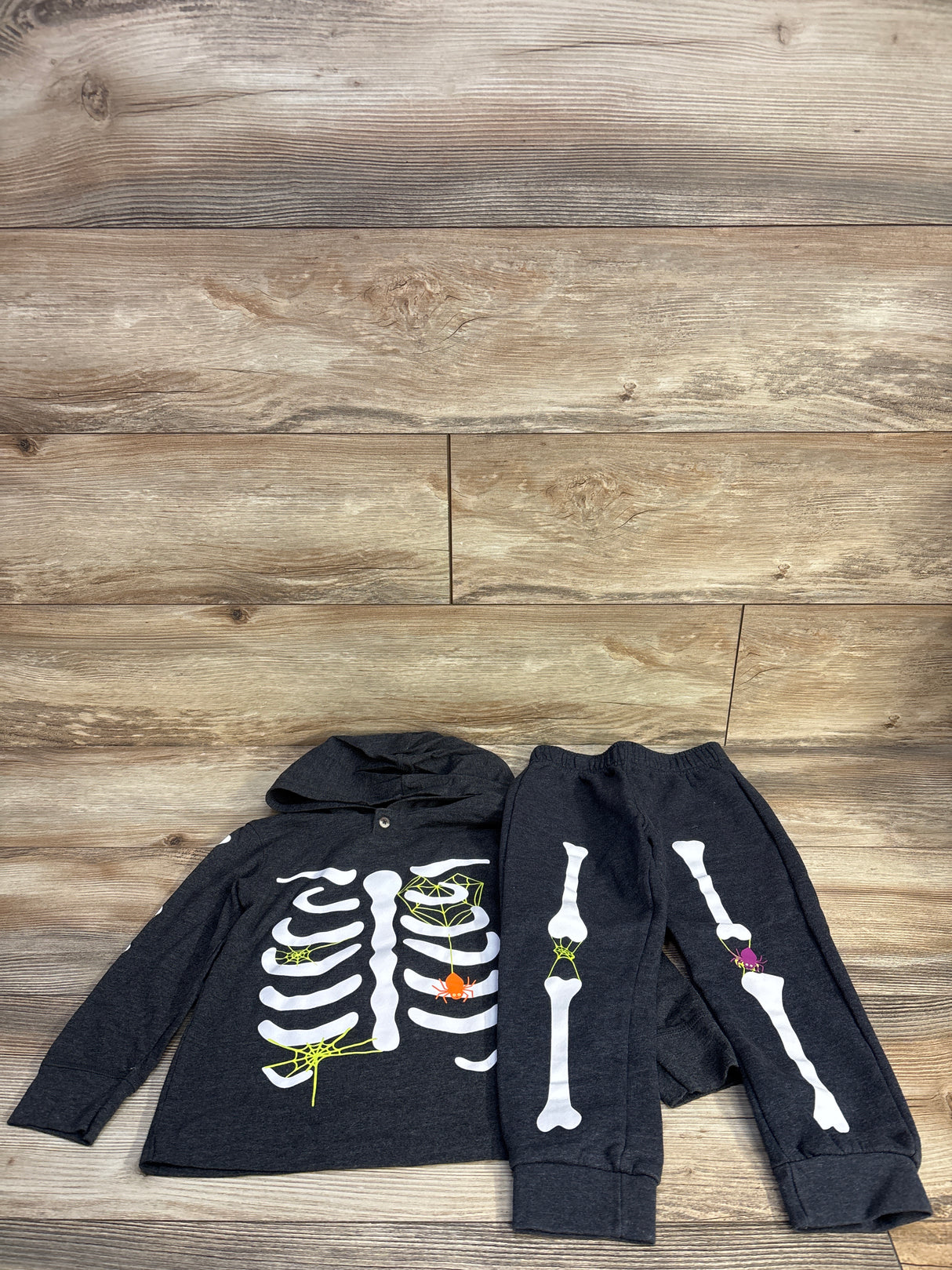 Cat & Jack 2pc Skeleton Sweatshirt & Jogger Set Grey sz 4T