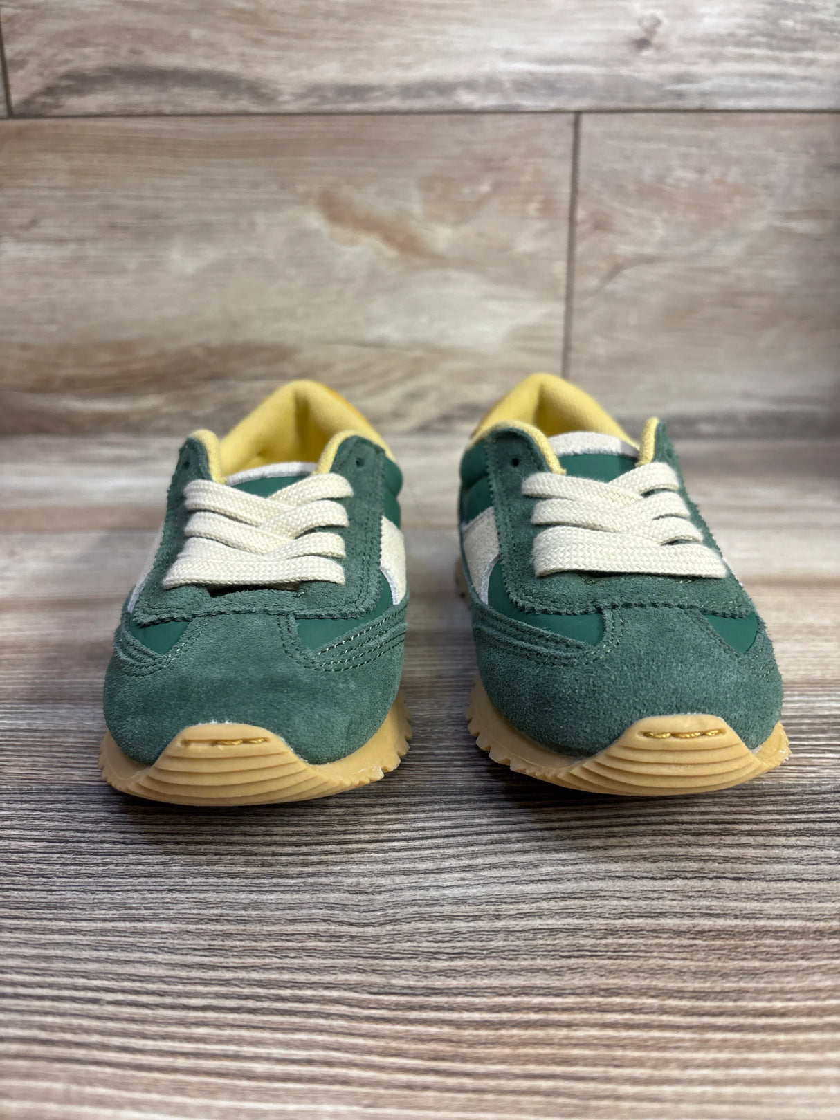 Zara Sports Sneakers, Green sz 10c