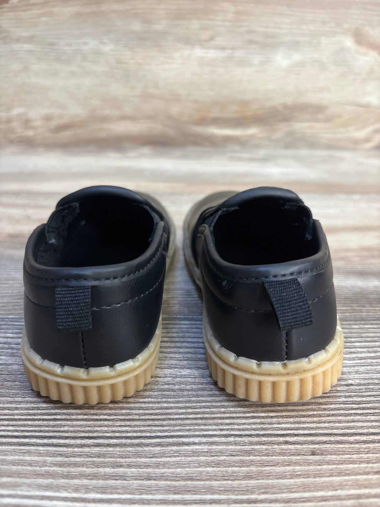 Oshkosh Victor-B Slip On Sneakers Black sz 6c