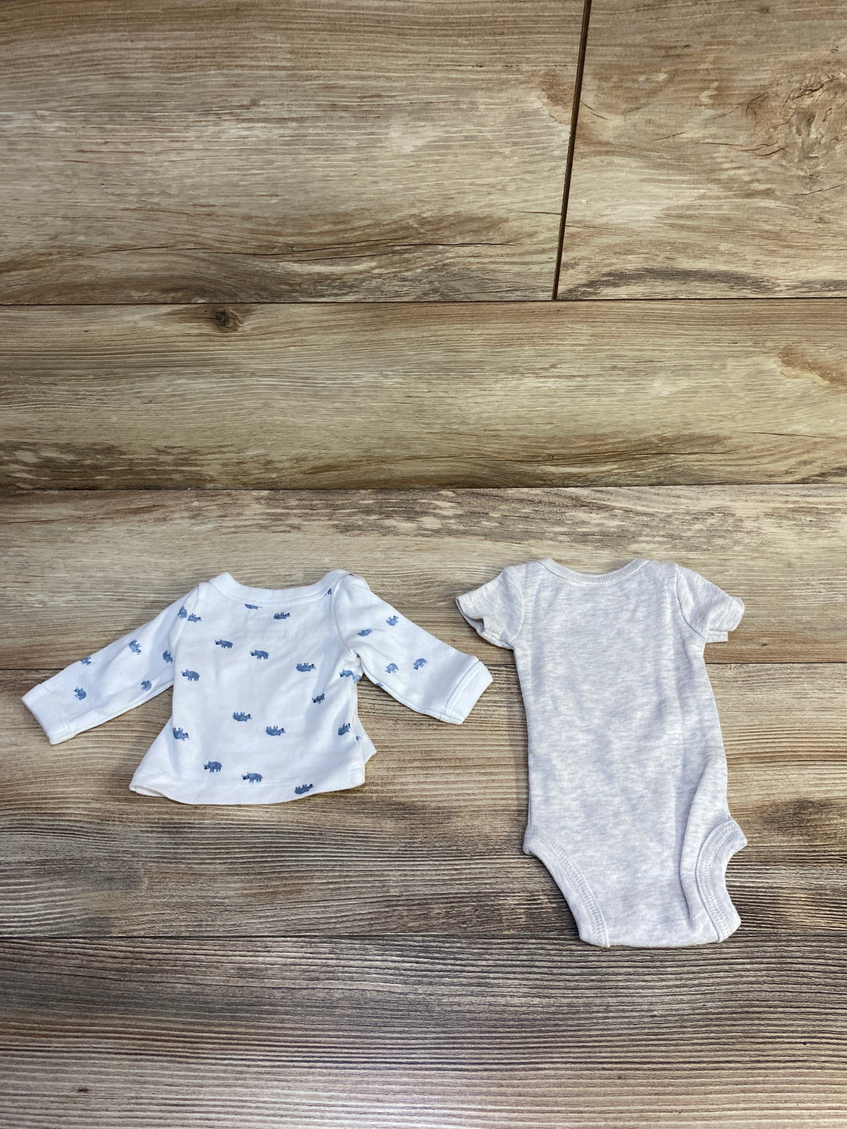 Just One You 2pc Kimono Shirt & Bodysuit Set White sz Preemie