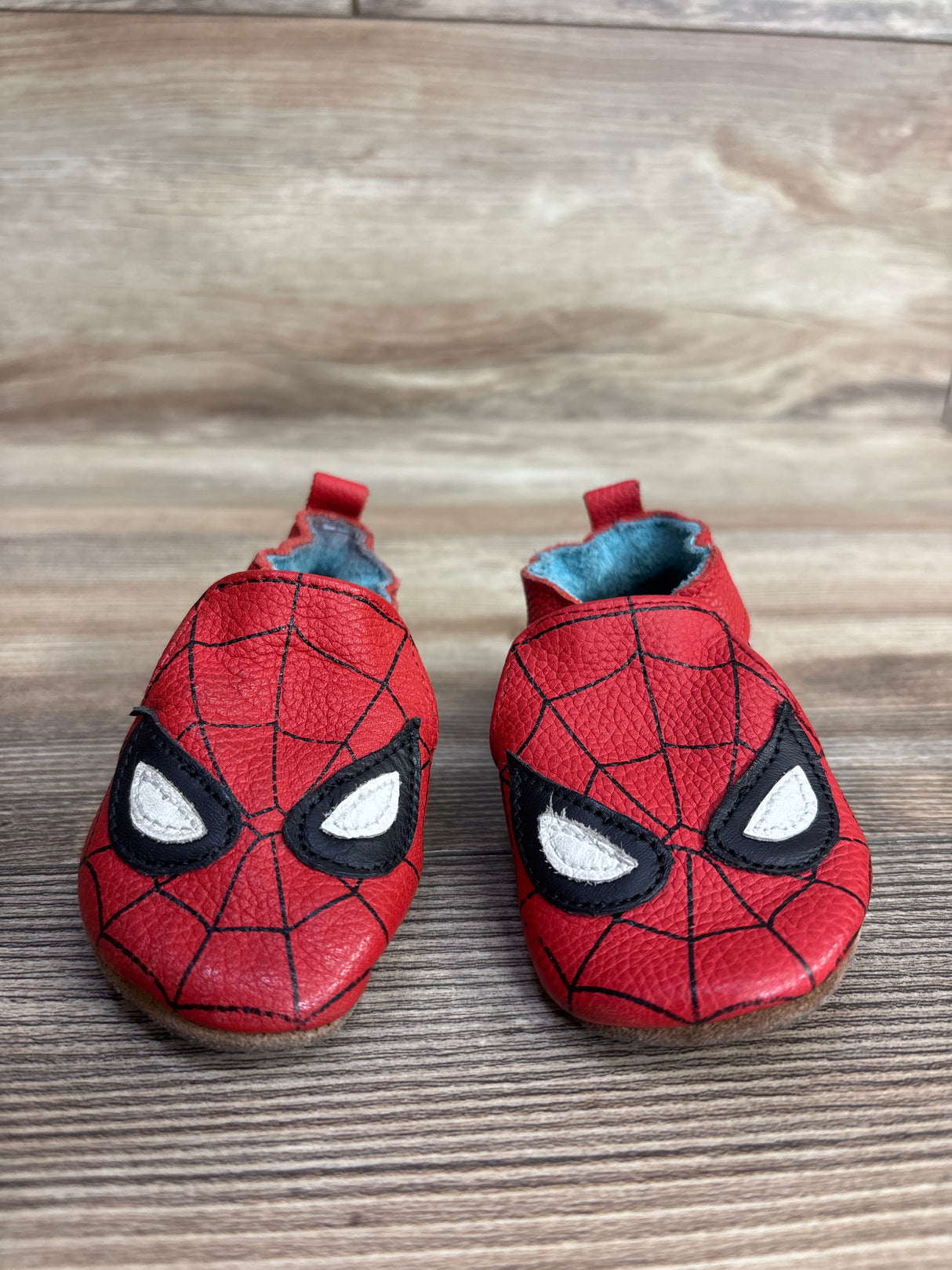 Robeez x Marvel Little Web Crawlers Crib Shoes Red sz 2c