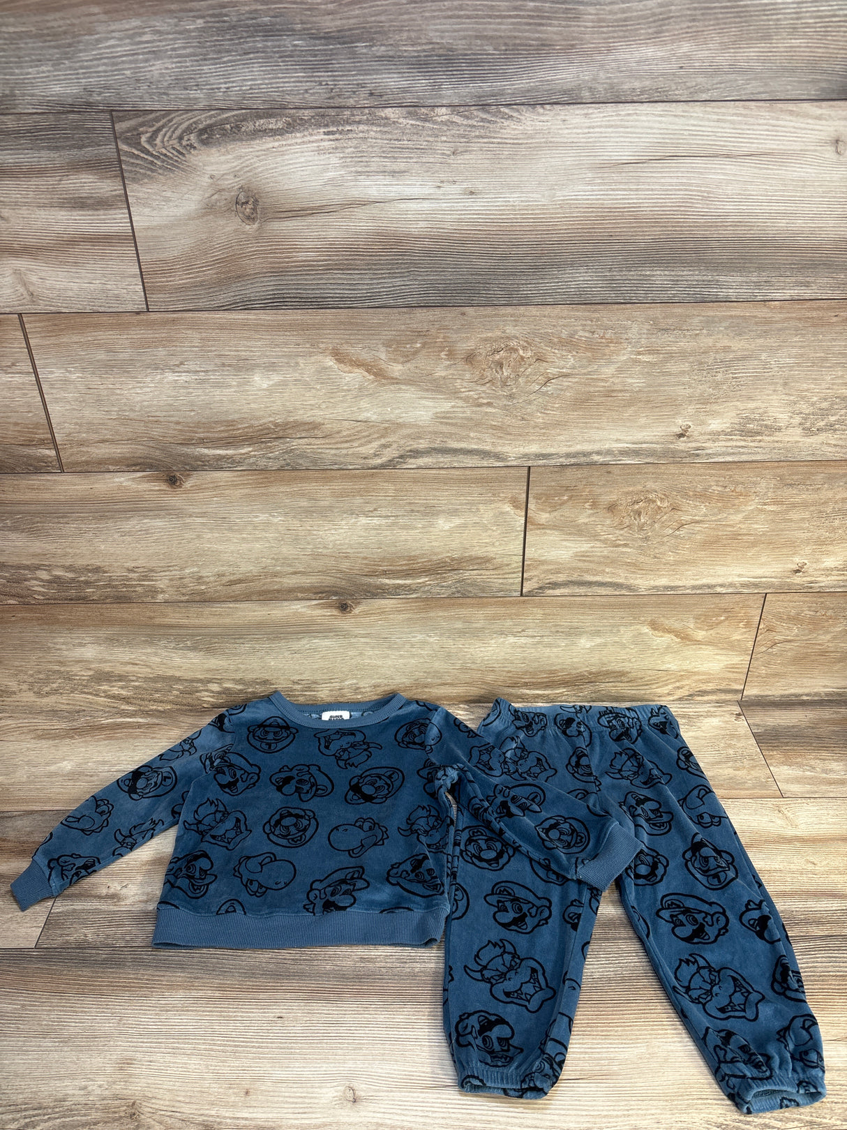 Super Mario 2pc Velour Sweatshirt & Bottoms Set Blue sz 3T