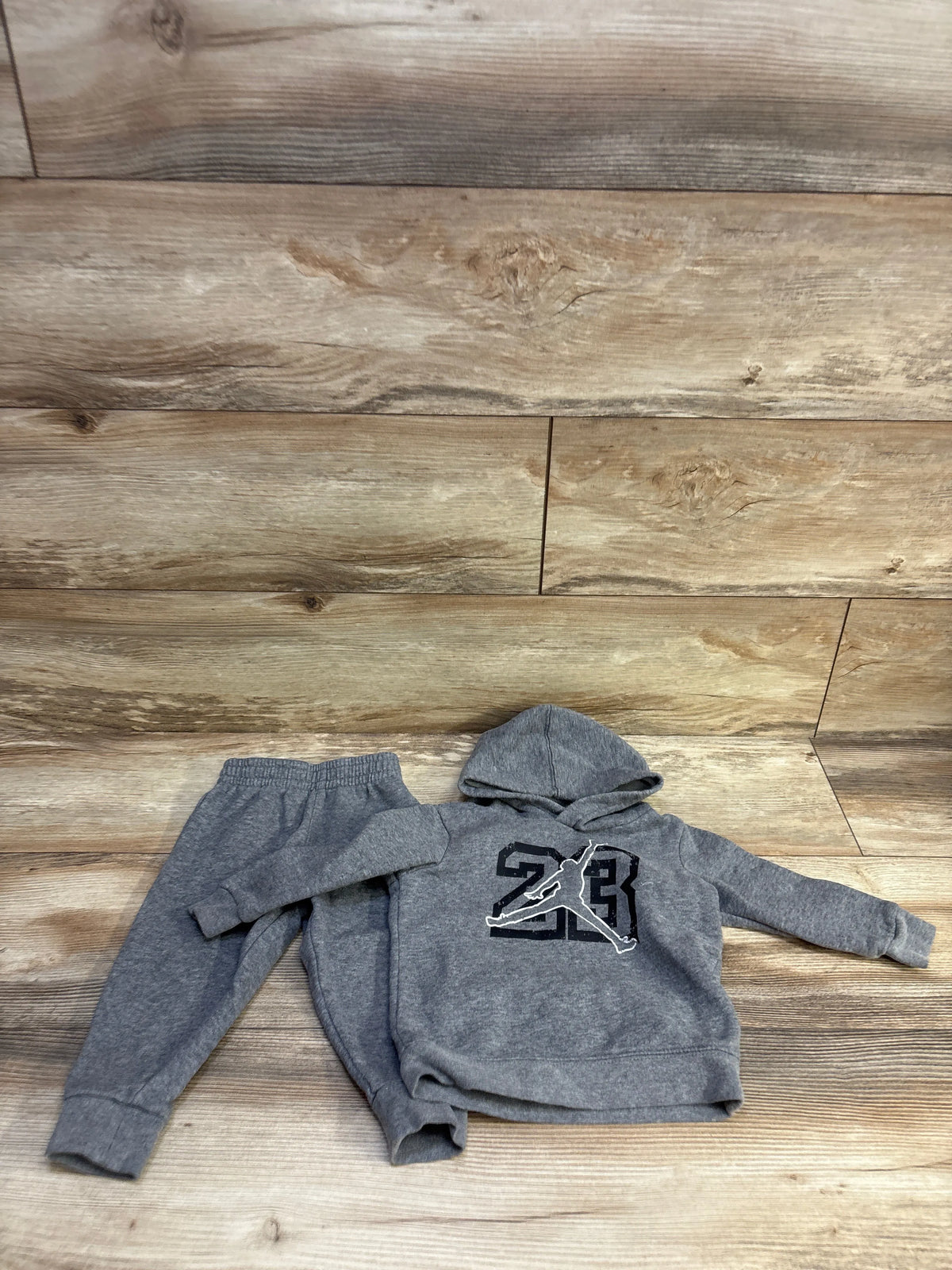 Jordan 2pc Pullover Sweatshirt & Joggers Set Grey sz 18m
