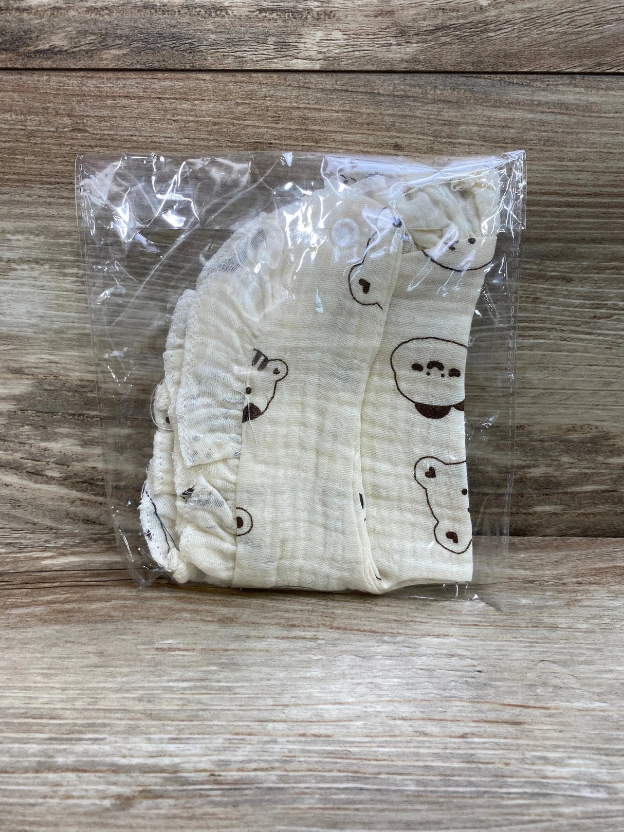 NEW Ruffle Cotton Baby Bib Bears Print Cream - Me n Mommy To Be