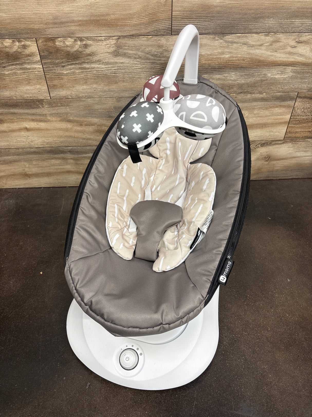 4moms Rockaroo Baby Rocker in Graphite