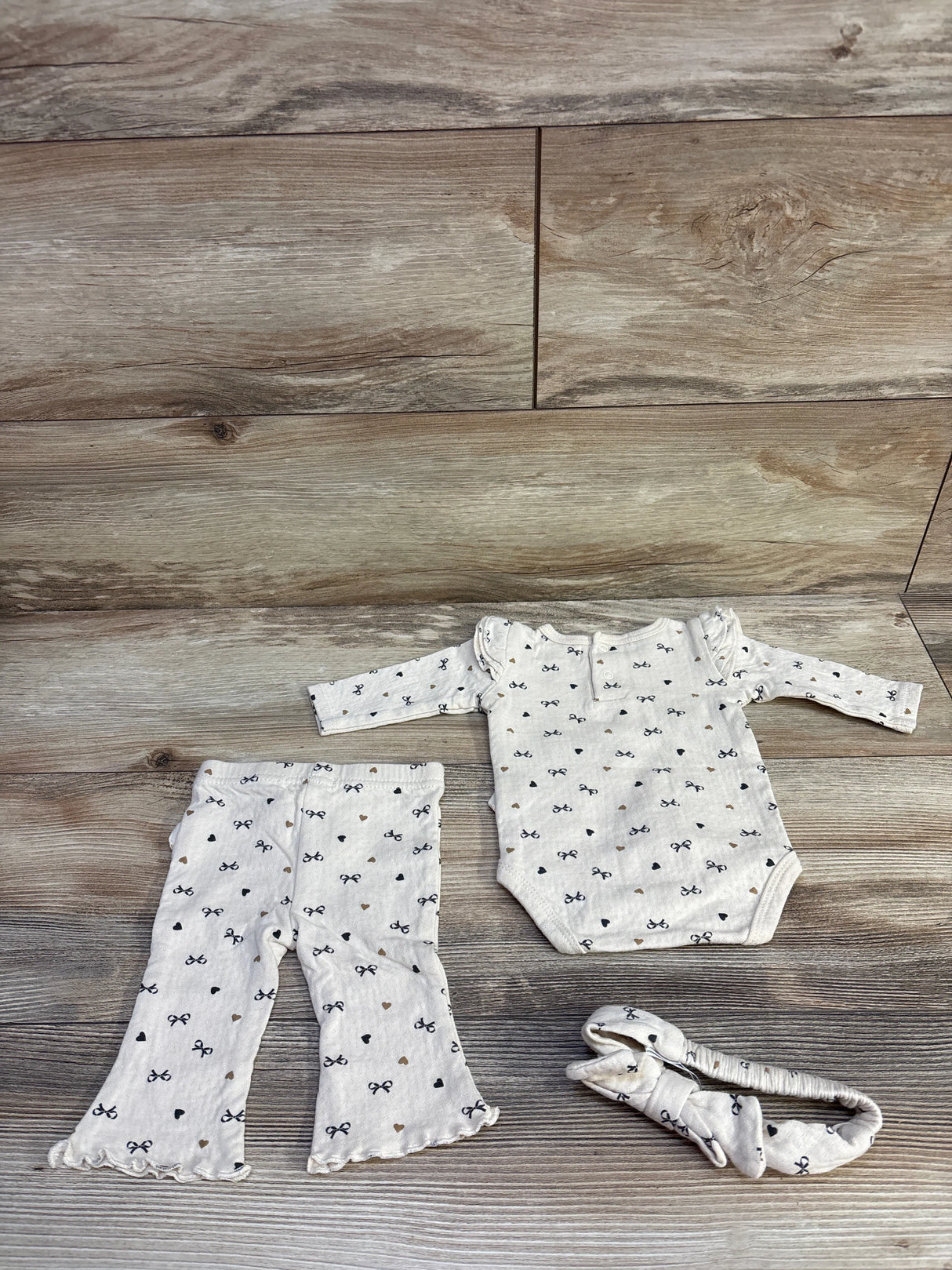 Rabbit + Bear Organic 3pc Bodysuit, Pants, & Headband Set Ivory sz 0-3m
