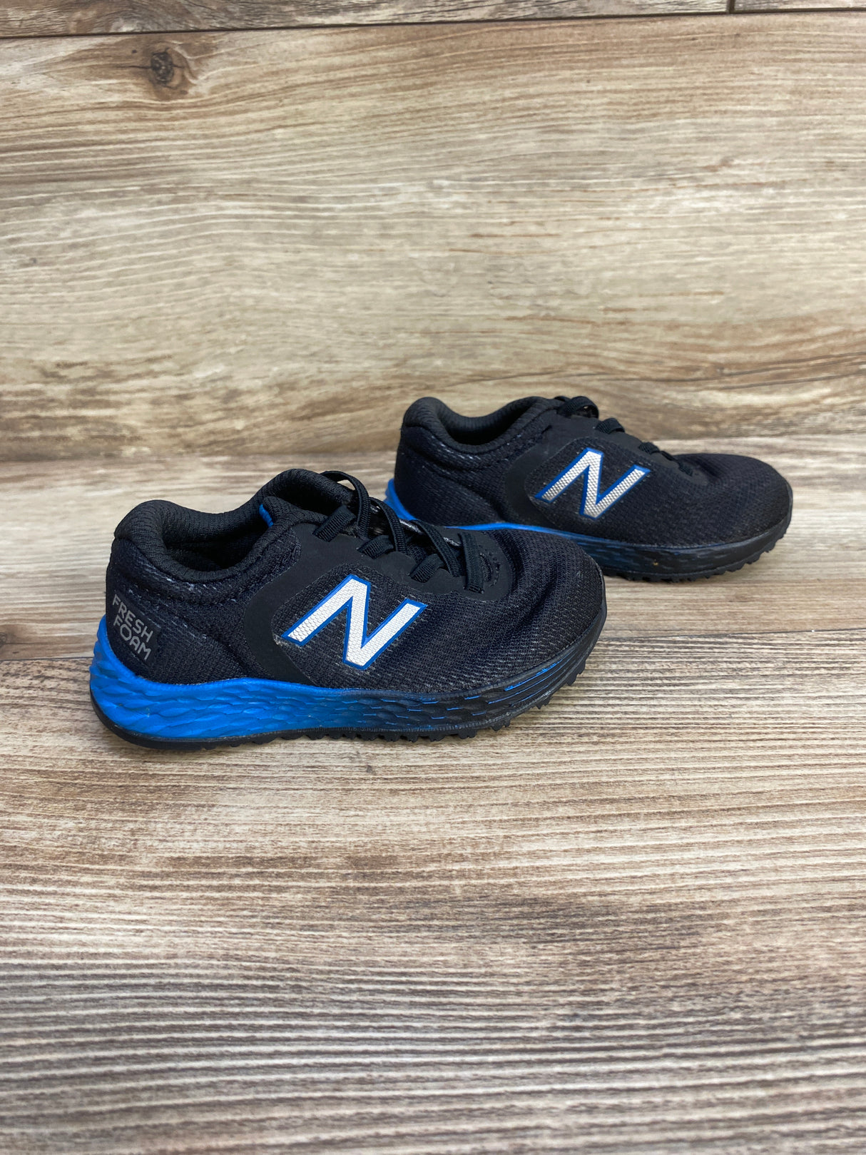 New Balance Fresh Foam Arishi Sneakers Black sz 6c - Me n Mommy To Be