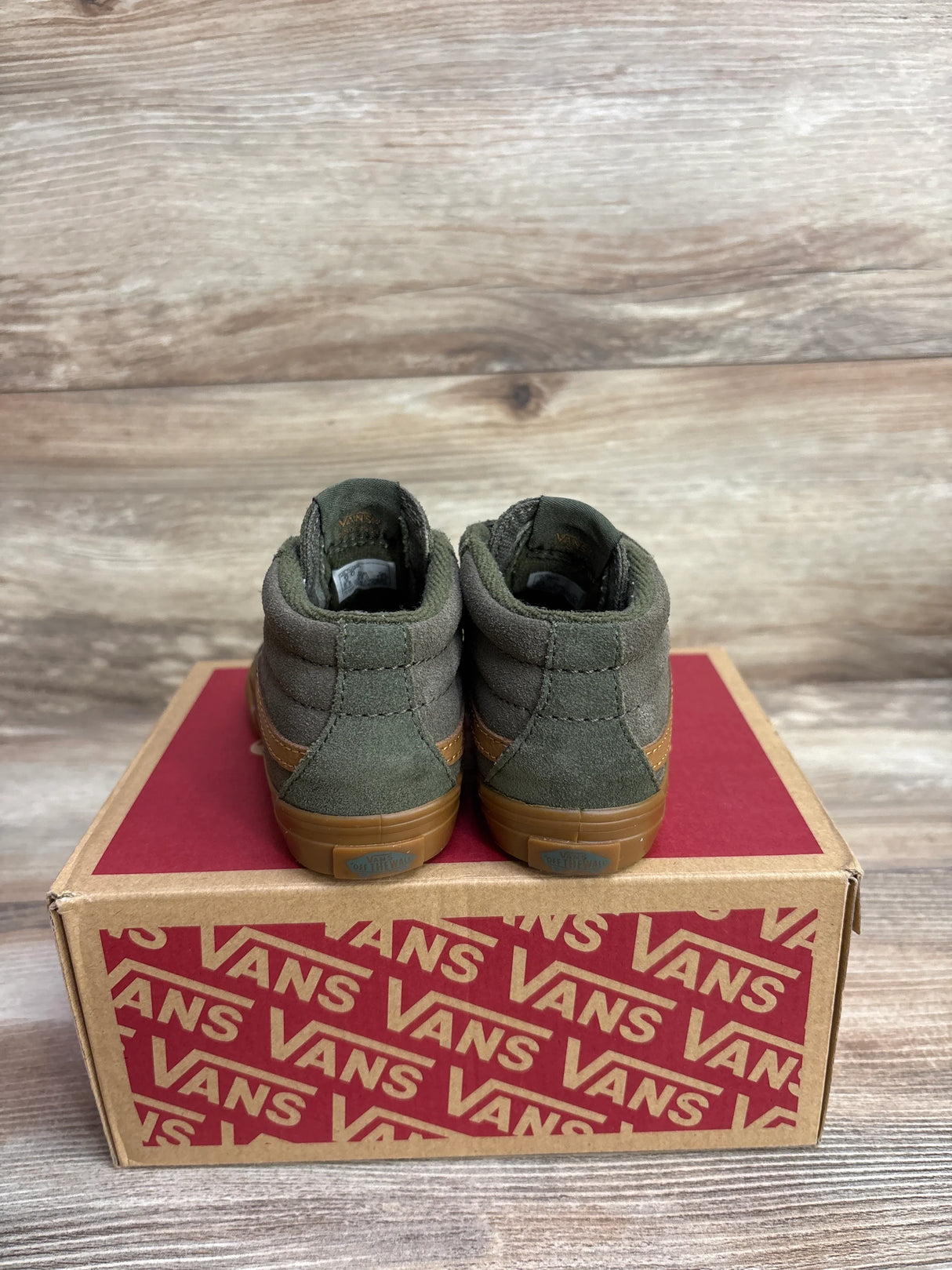 Vans Sk8-Mid Reissue Suede Sneakers Green sz 6c