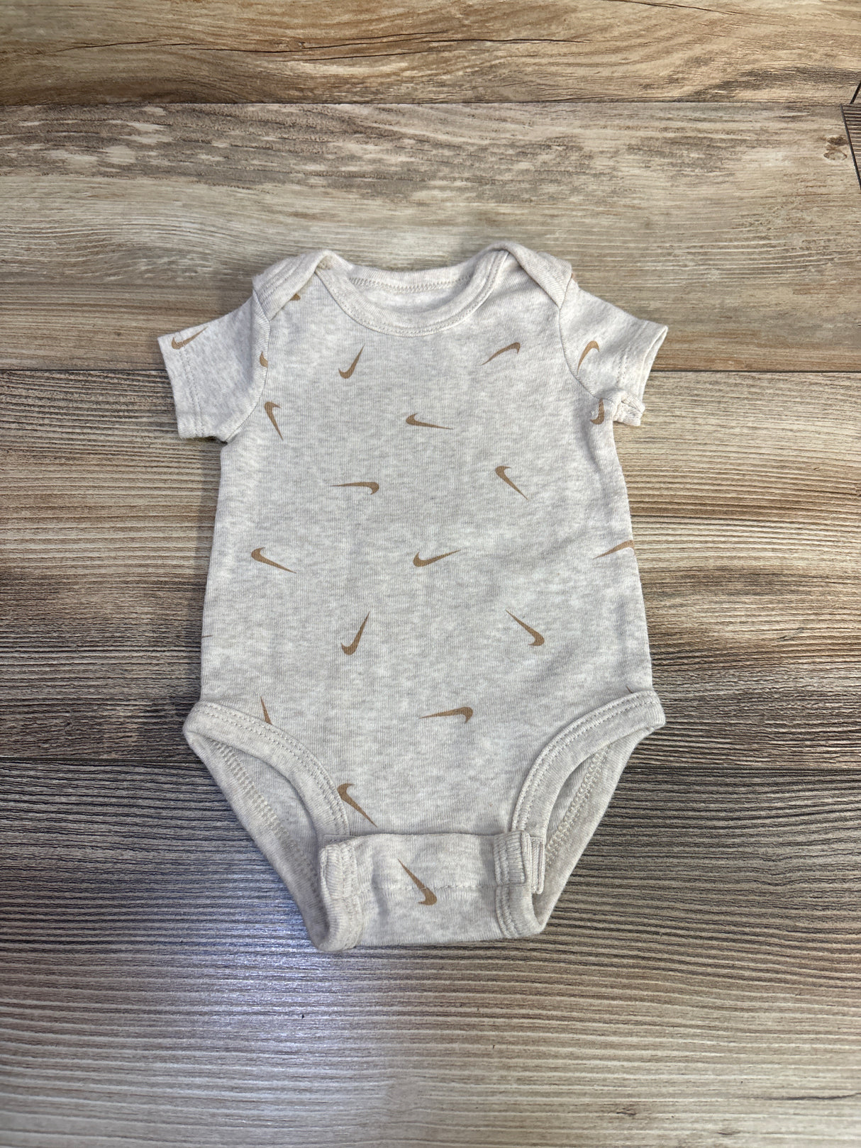 Nike Swoosh Bodysuit Beige sz 3m