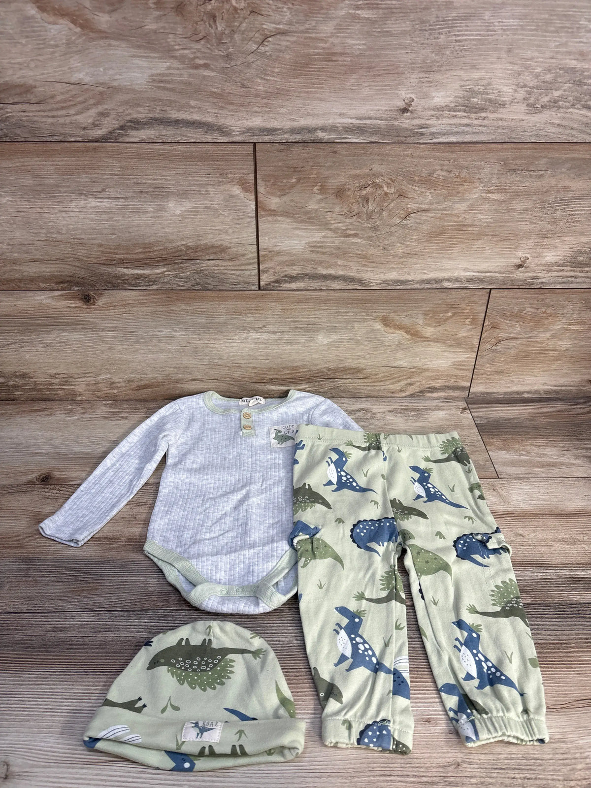 Kit + Pearl 3pc dinosaur ribbed henley bodysuit, pants, and hat set in grey and sage green