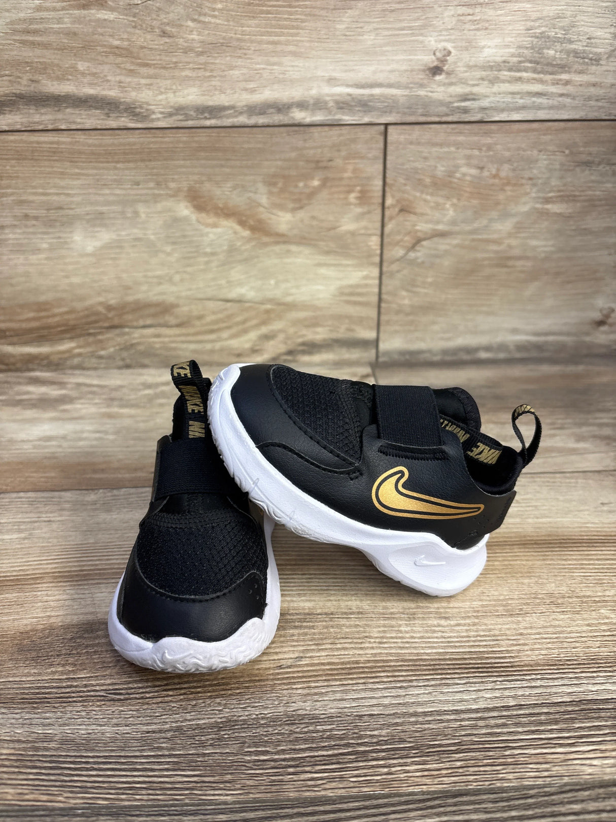 Nike Flex Runner 3 TD 'Black Metallic Gold' Sneakers sz 5c