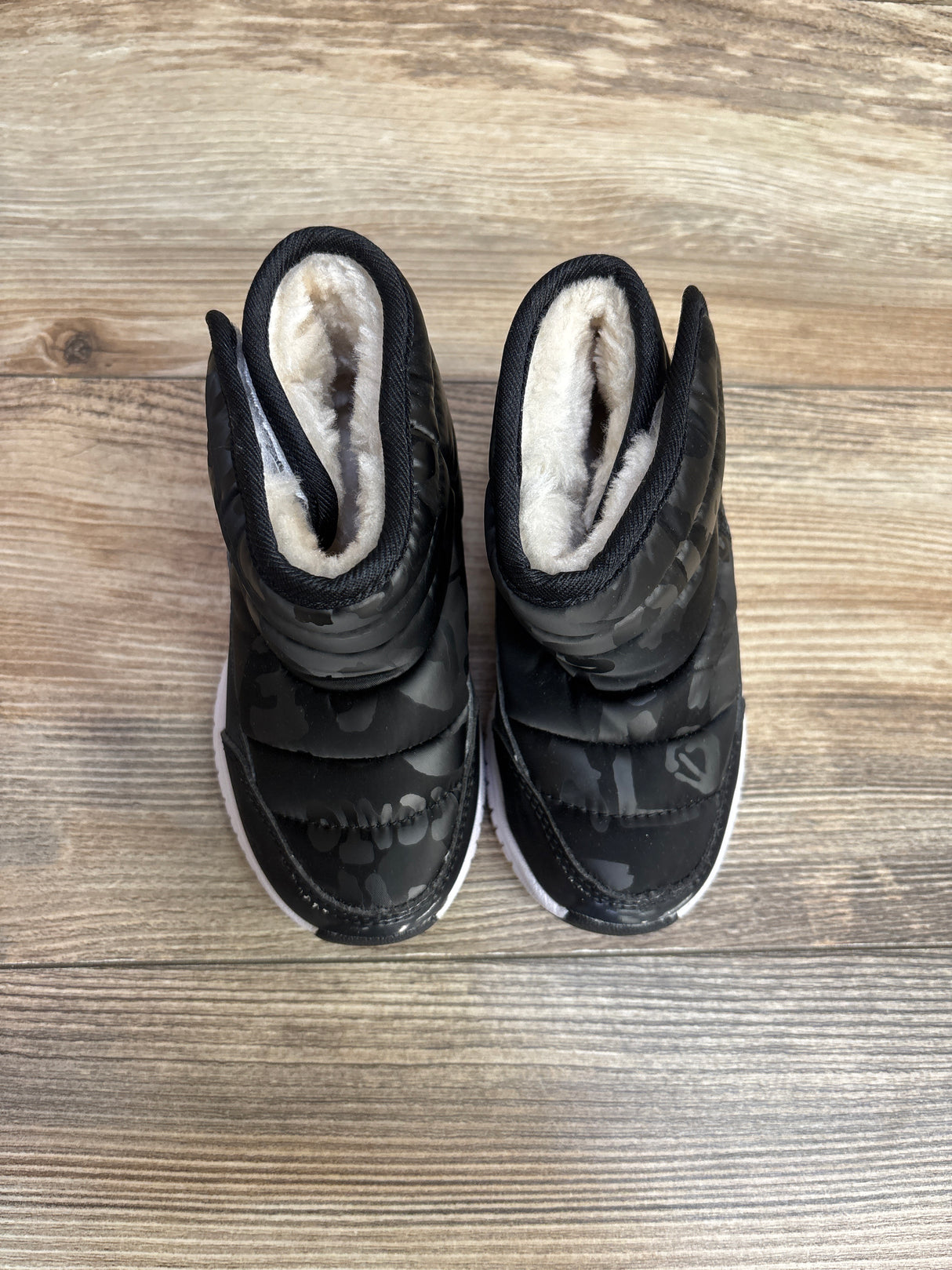 Hobibear Fur Lined Snow Boots Black sz 6/7c