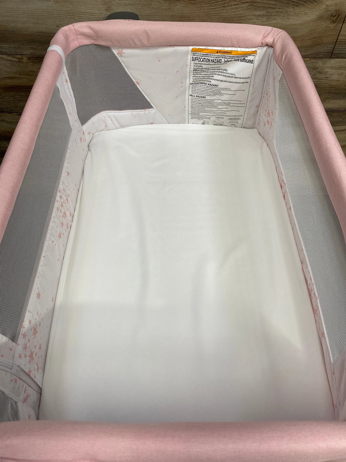 NEW Dream On Me Skylar Bassinet and Beside Sleeper, Pink