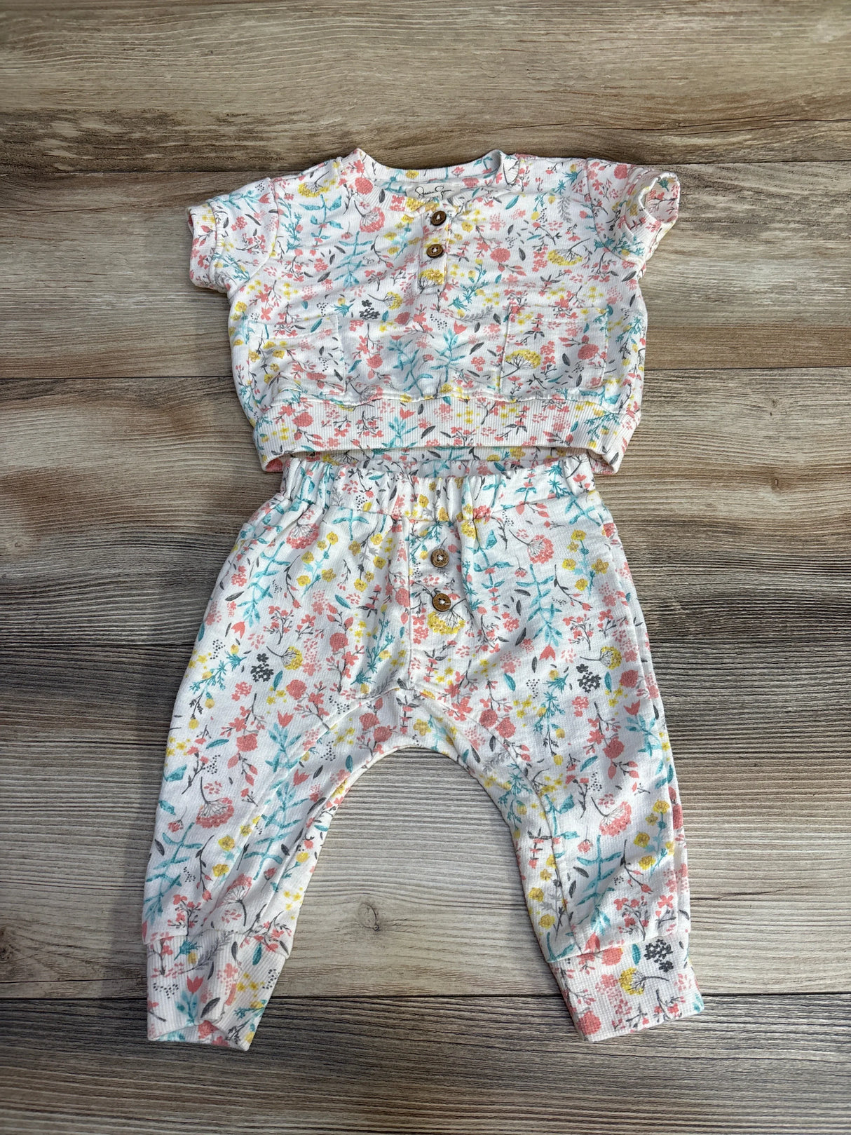 Jessica Simpson 2pc Floral Shirt & Pants White sz 3-6m - Me n Mommy To Be