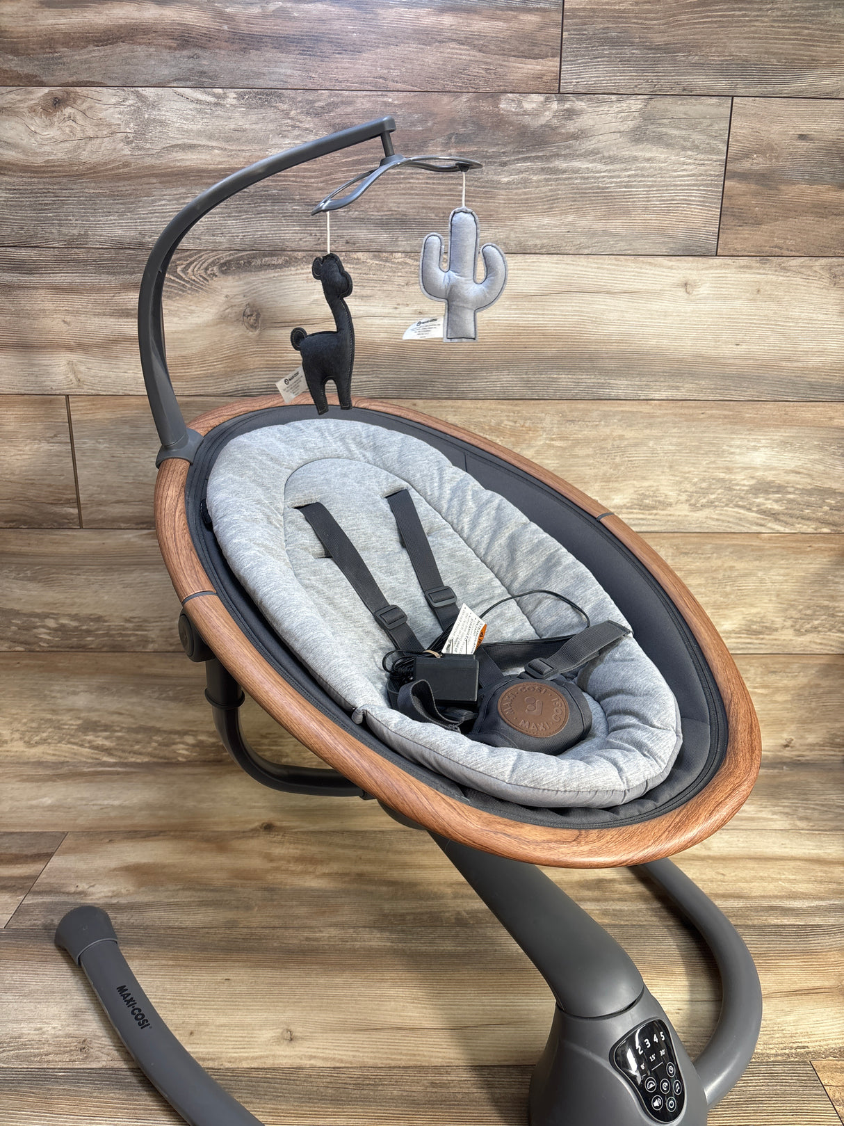 Maxi-Cosi Cassia Baby Swing in Grey