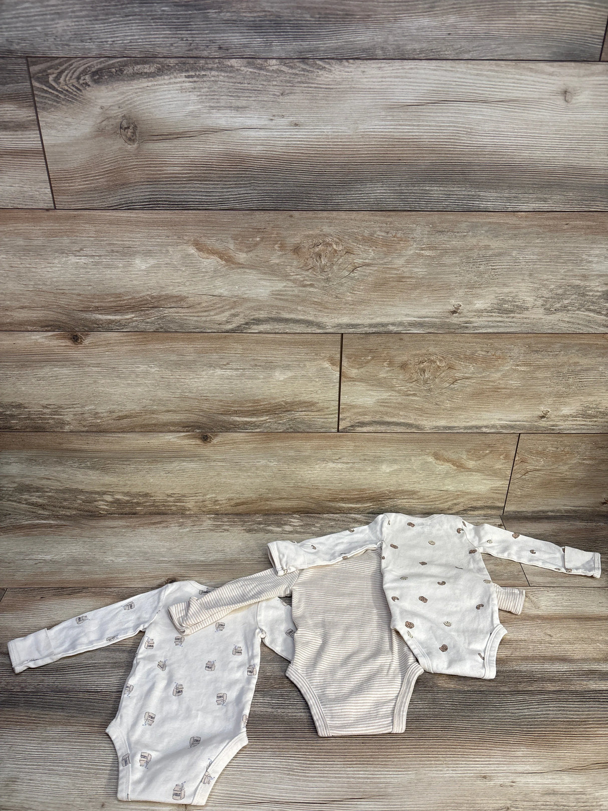 Carter's 3pk Bodysuits Beige sz 3m