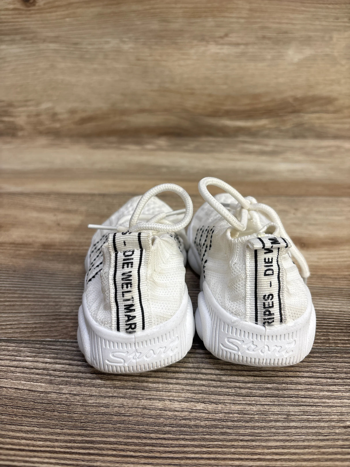 KAQ Baby First Walking Shoes, White sz 5c