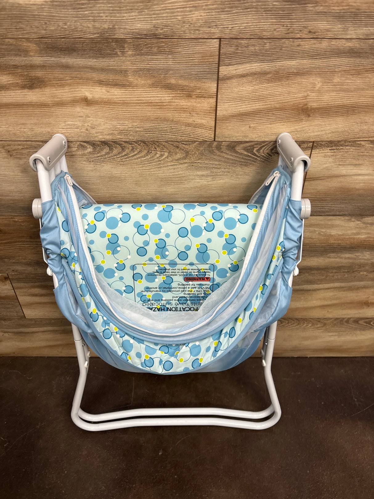 Dream On Me Karley Bassinet in Light Blue