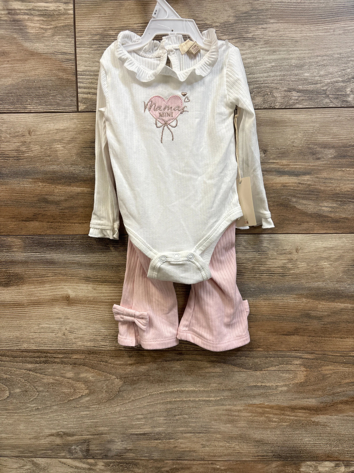 NEW Btween Baby 3pc Mama's Mini Bodysuit, Pants, & Headband Set White sz 6m